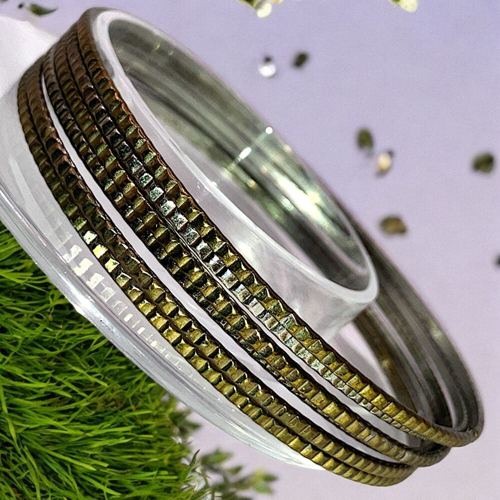 6 Textured 2.75" Bangles Bracelets!
